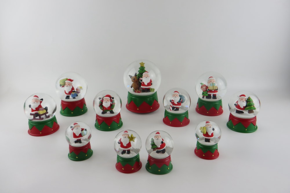 Whimsical Snowman Snow Globe A Charming Addition to Any Home