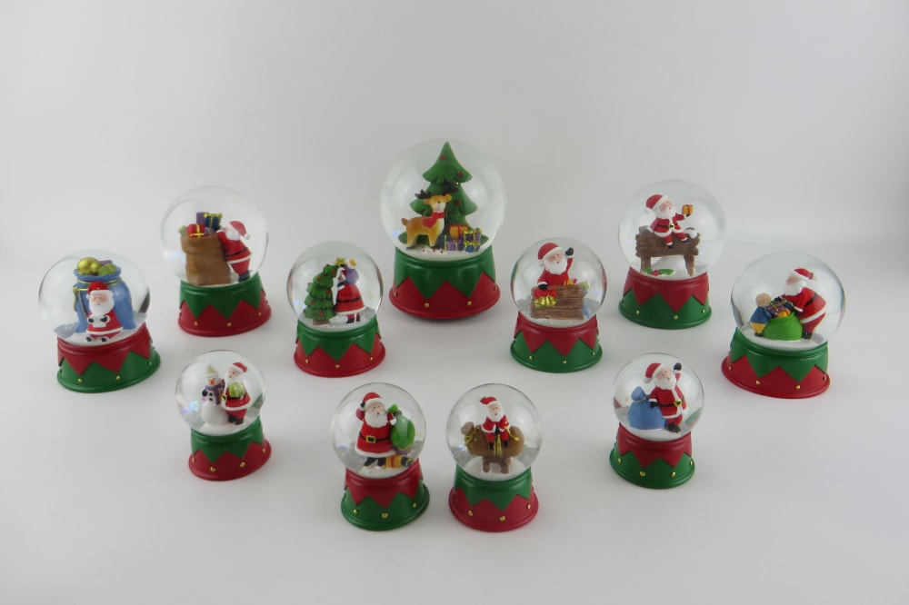 Whimsical Snowman Snow Globe A Charming Addition to Any Home